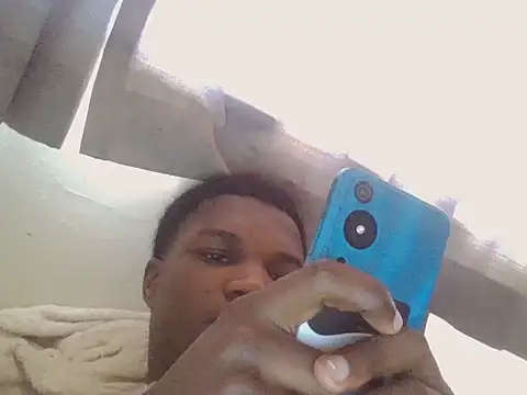 Snapshot of Ziphoo2 chatting on 09.22.25 Ziphoo2 online show from 09.22.25