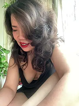 Snapshot of anna_yngs chatting on 06.20.26 anna yngs online show from 06.20.26