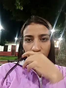 -juicy  online show from 10.24.25