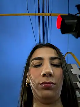 -juicy  online show from 01.10.26