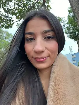 -juicy  online show from 02.16.26