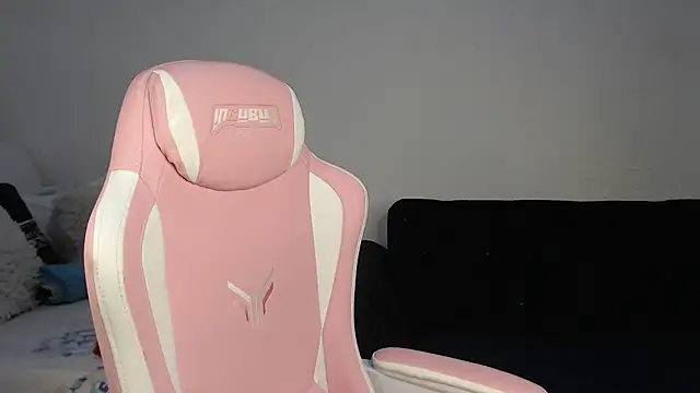 Diva-Lolah online show from 11.17.25