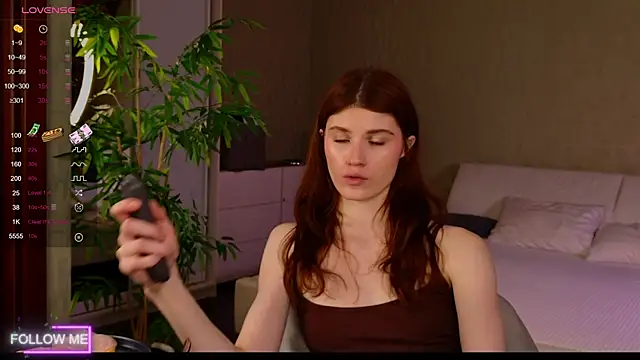 Angell Wild online show from 10.17.25