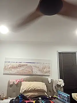 iamthepublickmasterbater online show from 11.20.25