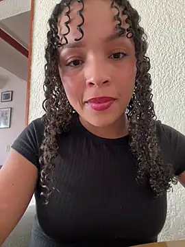 Yasmin777  online show from 02.12.26