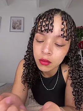 Yasmin777  online show from 05.02.26