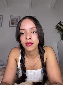 Yasmin777  online show from 06.20.26