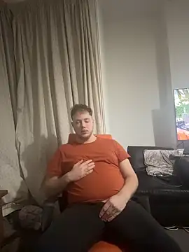 Snapshot of yourmaster2025 chatting on 02.08.26 yourmaster2025 online show from 02.08.26