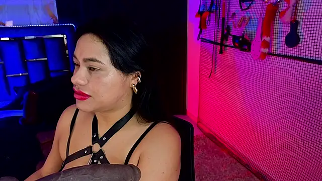 Snapshot of Issafoxx chatting on 03.19.26 Issafoxx online show from 03.19.26