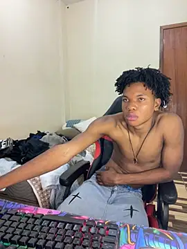 Snapshot of eunegrao chatting on 11.08.25 eunegrao online show from 11.08.25