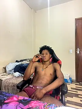 Snapshot of eunegrao chatting on 11.13.25 eunegrao online show from 11.13.25