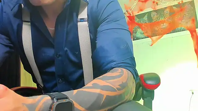 ALPHA DOMINUS  online show from 11.02.25