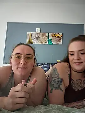 AndHerXO online show from 05.15.26
