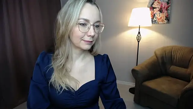 Ava Elior online show from 03.04.26