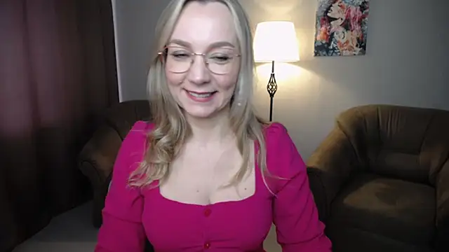 Ava Elior online show from 05.05.26
