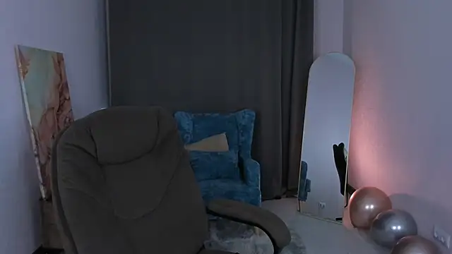 FlirtyAura online show from 06.25.26