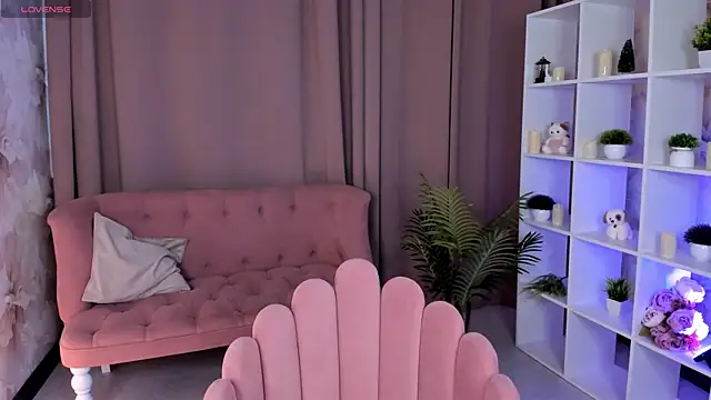 FlirtyAura online show from 08.07.26