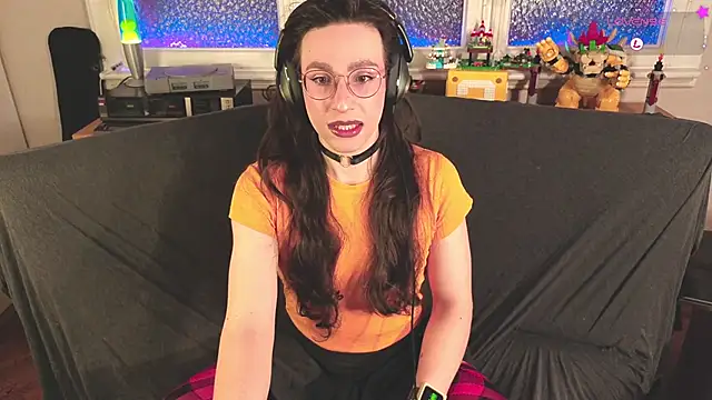 Zesty Peach online show from 03.06.26