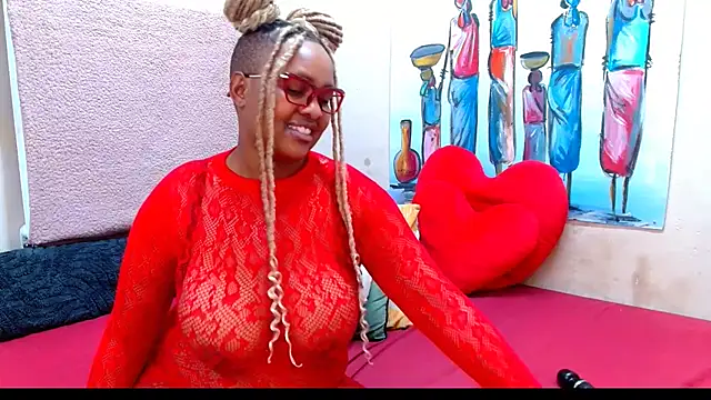 Snapshot of SativaHot96 chatting on 10.28.25 SativaHot96 online show from 10.28.25