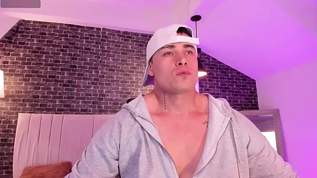 connorsmiith online show from 02.05.26