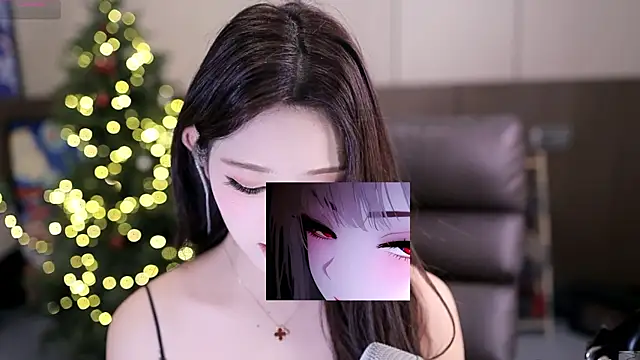 Snapshot of yaya_1888 chatting on 11.24.25 yaya 1888 online show from 11.24.25