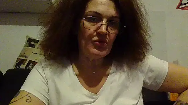 Snapshot of RubyyRosee chatting on 02.21.26 RubyyRosee online show from 02.21.26