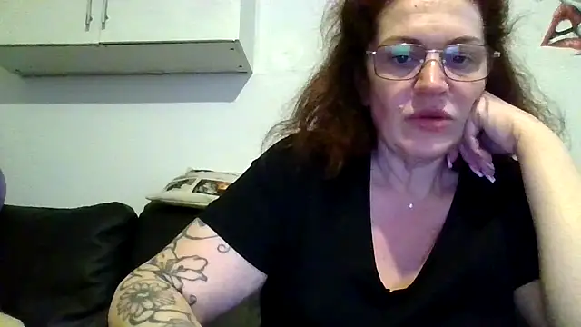 RubyyRosee online show from 04.26.26