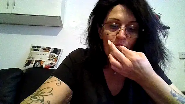 RubyyRosee online show from 06.03.26