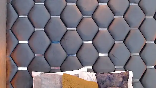 Snapshot of MelodyCarsson chatting on 02.05.26 MelodyCarsson online show from 02.05.26