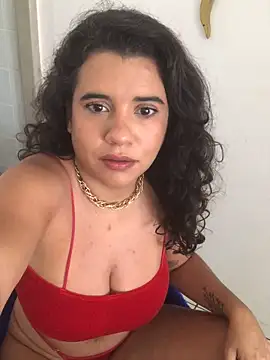 Snapshot of foxyann chatting on 10.10.25 foxyann online show from 10.10.25