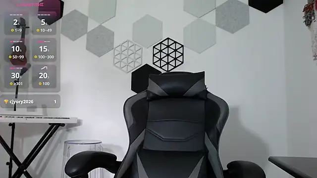 Susanahendrix online show from 07.04.26