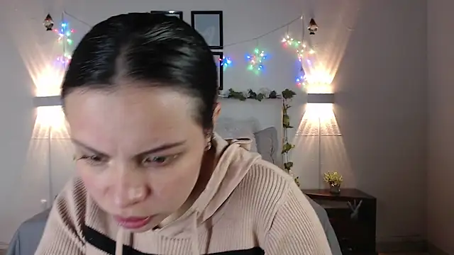 Megan 05  online show from 04.19.26