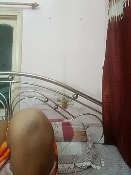 Snapshot of Barna_Love chatting on 06.06.26 Barna Love online show from 06.06.26