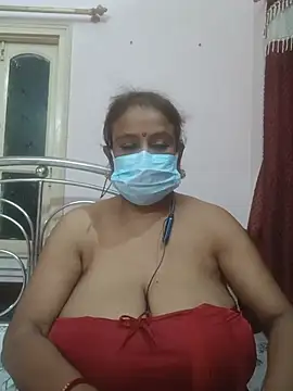 Snapshot of Barna_Love chatting on 07.17.26 Barna Love online show from 07.17.26