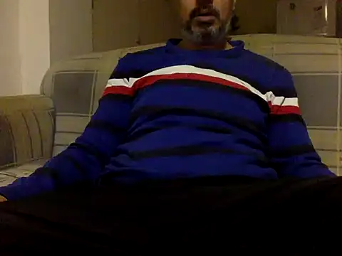 Snapshot of CaiBull chatting on 05.08.26 CaiBull online show from 05.08.26