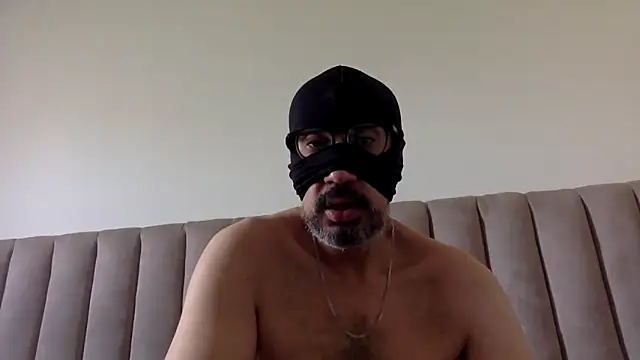 Snapshot of CaiBull chatting on 05.18.26 CaiBull online show from 05.18.26