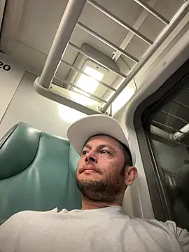 Carlosmauricio123 online show from 04.08.26