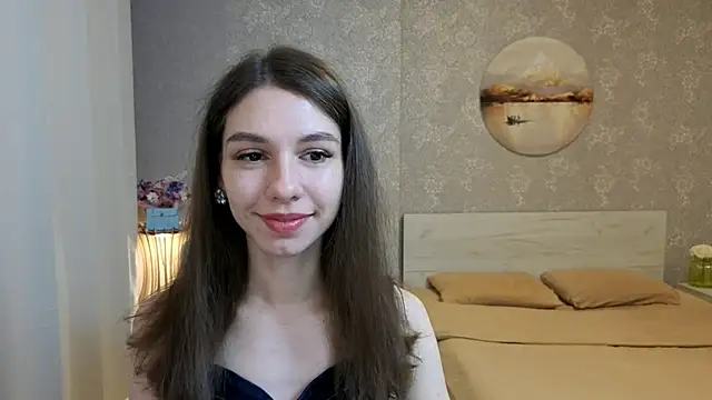 Snapshot of KellyShines chatting on 04.22.26 KellyShines online show from 04.22.26
