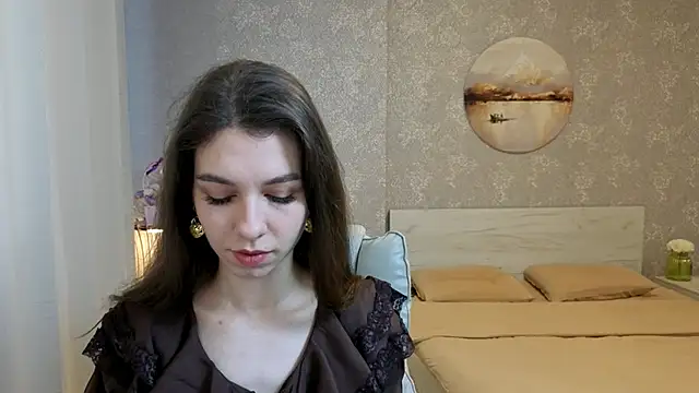 Snapshot of KellyShines chatting on 04.27.26 KellyShines online show from 04.27.26