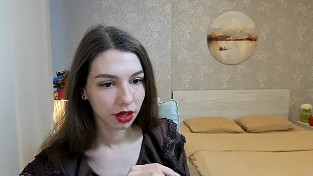 Snapshot of KellyShines chatting on 05.24.26 KellyShines online show from 05.24.26