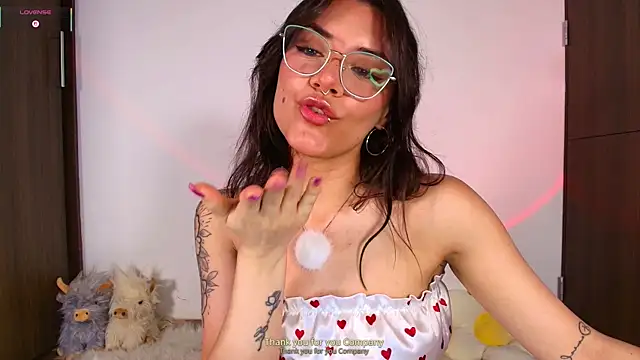 Isa laurentt  online show from 05.16.26