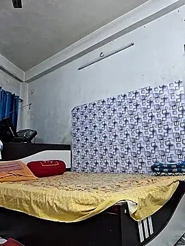 Snapshot of SIMIHOT chatting on 11.08.25 SIMIHOT online show from 11.08.25