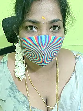 Snapshot of Tamil_Mithra chatting on 04.09.26 Tamil Mithra online show from 04.09.26