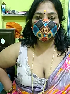 Snapshot of Tamil_Mithra chatting on 04.12.26 Tamil Mithra online show from 04.12.26