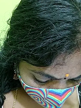 Snapshot of Tamil_Mithra chatting on 04.21.26 Tamil Mithra online show from 04.21.26