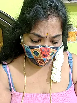 Snapshot of Tamil_Mithra chatting on 04.23.26 Tamil Mithra online show from 04.23.26