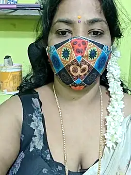 Snapshot of Tamil_Mithra chatting on 04.24.26 Tamil Mithra online show from 04.24.26