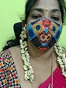 Snapshot of Tamil_Mithra chatting on 04.25.26 Tamil Mithra online show from 04.25.26