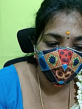 Snapshot of Tamil_Mithra chatting on 04.29.26 Tamil Mithra online show from 04.29.26