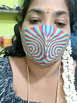 Snapshot of Tamil_Mithra chatting on 05.04.26 Tamil Mithra online show from 05.04.26